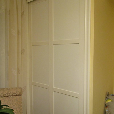 Lacar las puertas del armario