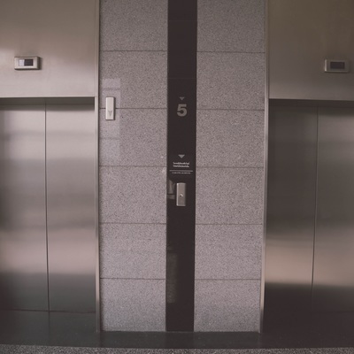 Cambiar puertas semiautomáticas a automáticas